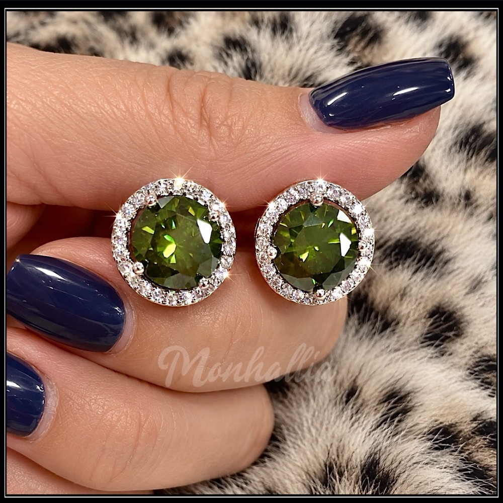 New Silver Peridot Green Halo Stud Earrings